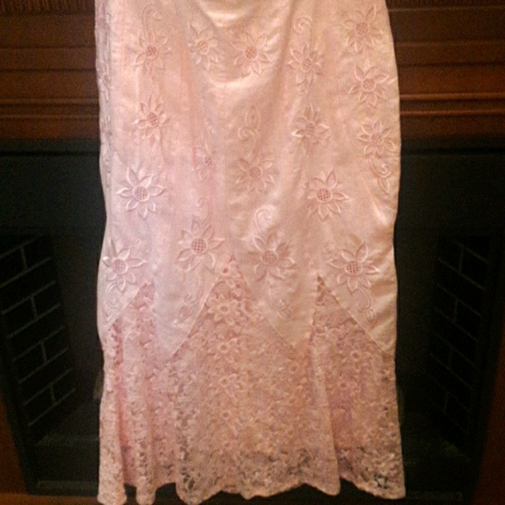 JSONG LINEN BABY PINK SKIRT.